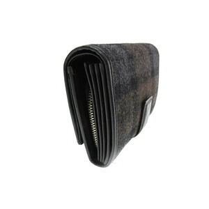 Burberry L wallet gray leather zipper